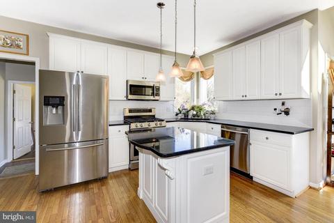 32 Brooks Rd, Moorestown, NJ 08057 photo 10