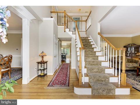 32 Brooks Rd, Moorestown, NJ 08057 photo 2