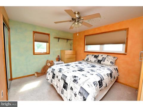 633 Monroe St, Riverside, NJ 08075 photo 15