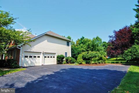 2430 Cobblestone Way, Frederick, MD 21702 photo 2