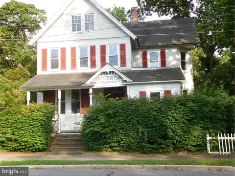 142 Delaware Ave, Laurel, DE 19956 photo 2