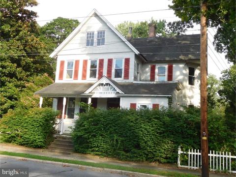 142 Delaware Ave, Laurel, DE 19956 photo 3