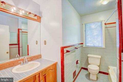 9412 Crosby Rd, Silver Spring, MD 20910 photo 19