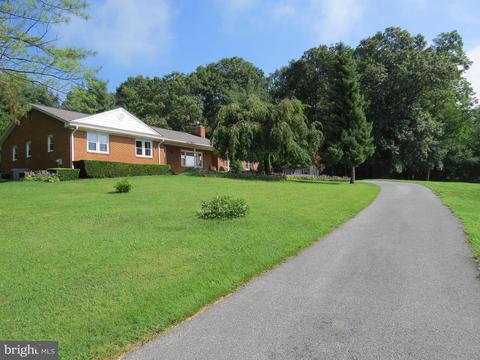 1315 Boerner Rd E, Westminster, MD 21157 photo 1