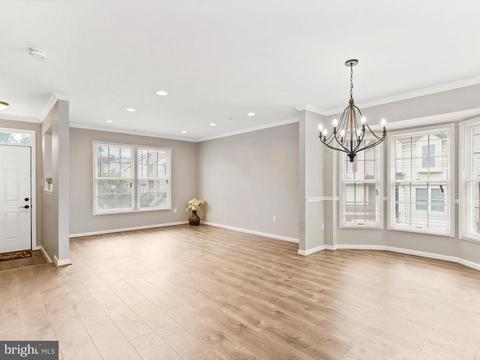 9370 Breamore Ct, Laurel, MD 20723 photo 7