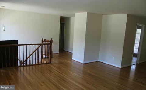 6447 Dryden Dr, Mclean, VA 22101 photo 4