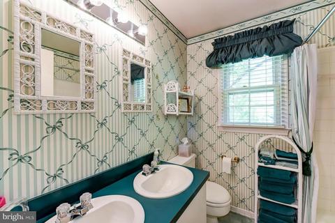 7700 Bridle Path Ln, Mclean, VA 22102 photo 24