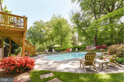 7700 Bridle Path Ln, Mclean, VA 22102 photo 2