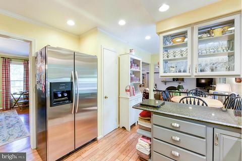 7700 Bridle Path Ln, Mclean, VA 22102 photo 17