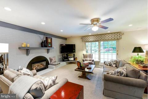 7700 Bridle Path Ln, Mclean, VA 22102 photo 13