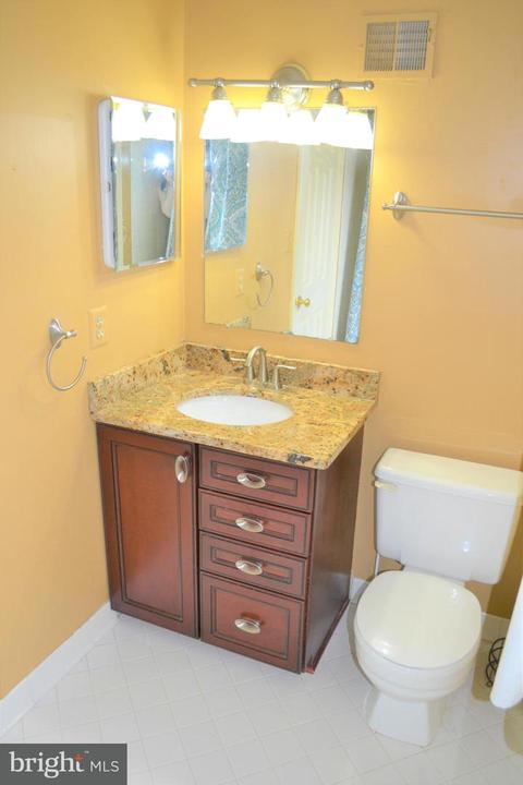 7726 Shootingstar Dr, Springfield, VA 22152 photo 12
