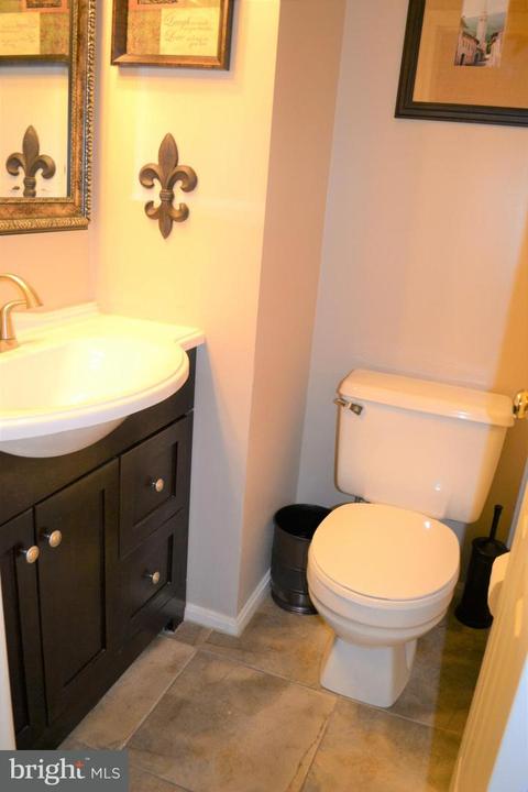 7726 Shootingstar Dr, Springfield, VA 22152 photo 7
