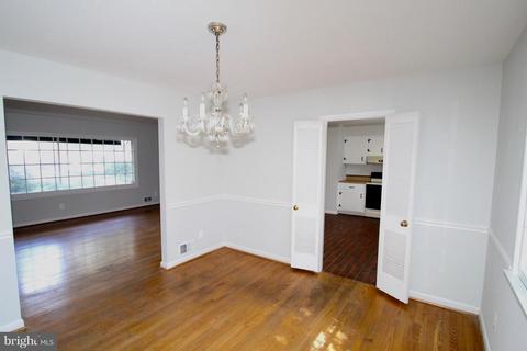 1539 Longfellow Ct, Mclean, VA 22101 photo 6
