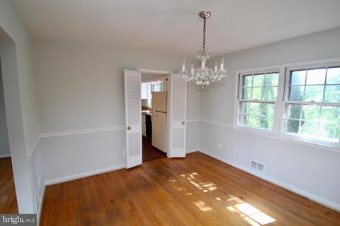 1539 Longfellow Ct, Mclean, VA 22101 photo 7