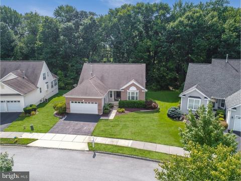 94 Springmill Dr, Middletown, DE 19709 photo 2