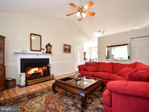 1212 Griffith Pl, Belcamp, MD 21017 photo 4
