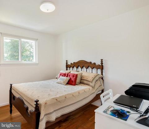 8903 Cromwell Dr, Springfield, VA 22151 photo 11