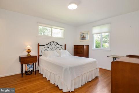 8903 Cromwell Dr, Springfield, VA 22151 photo 13