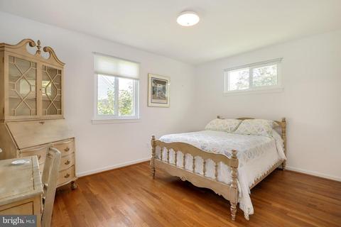 8903 Cromwell Dr, Springfield, VA 22151 photo 8