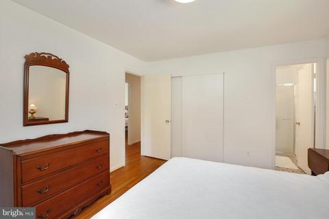8903 Cromwell Dr, Springfield, VA 22151 photo 14
