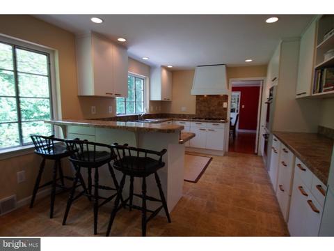 131 Hunters Ln, Devon, PA 19333 photo 9