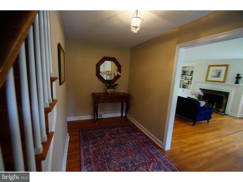 131 Hunters Ln, Devon, PA 19333 photo 2