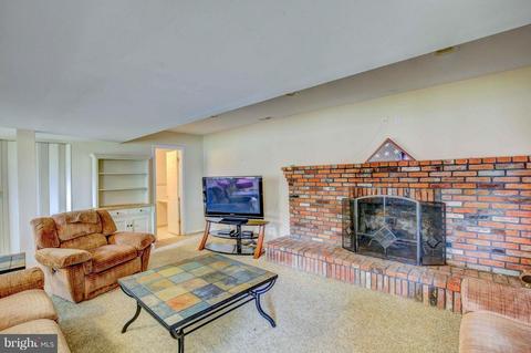 866 Bayview Dr, Edgewater, MD 21037 photo 7