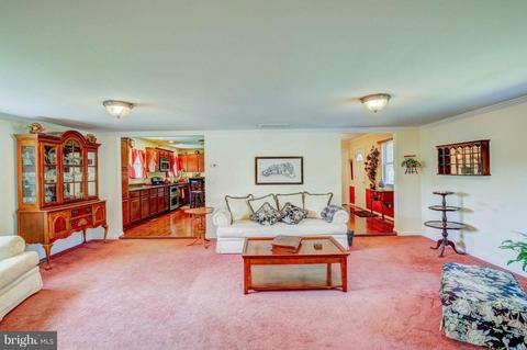 866 Bayview Dr, Edgewater, MD 21037 photo 3