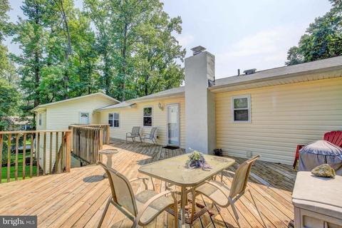 866 Bayview Dr, Edgewater, MD 21037 photo 8