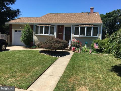 18 Dover Rd, Hamilton, NJ 08620 photo 1