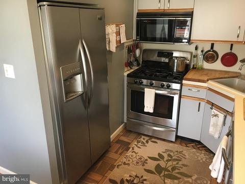 18 Dover Rd, Hamilton, NJ 08620 photo 6
