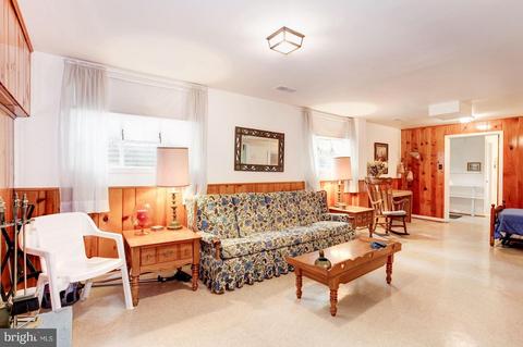 9503 Van Buren St, Lanham, MD 20706 photo 26