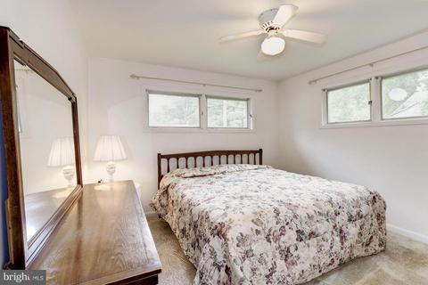 9503 Van Buren St, Lanham, MD 20706 photo 18
