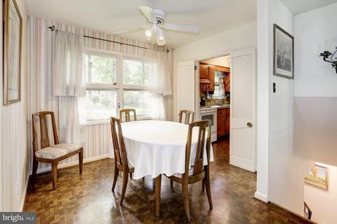 9503 Van Buren St, Lanham, MD 20706 photo 10