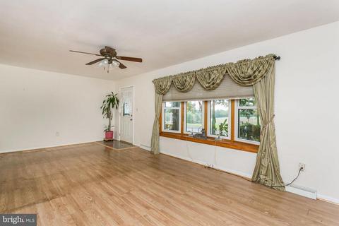944 Cherrytown Rd, Westminster, MD 21158 photo 6