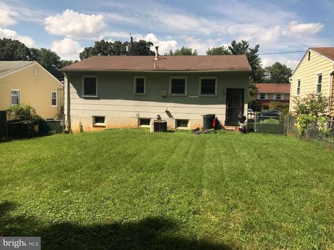 9121 5th St, Lanham, MD 20706 photo 3