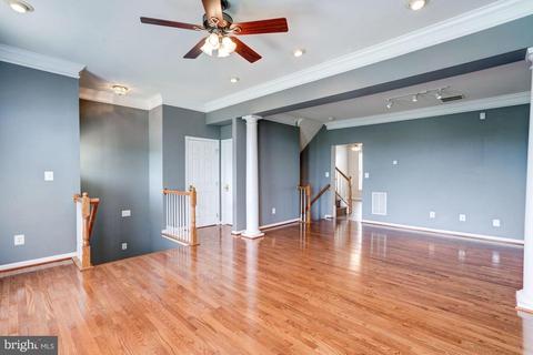 25318 Nesting Sq, Chantilly, VA 20152 photo 4
