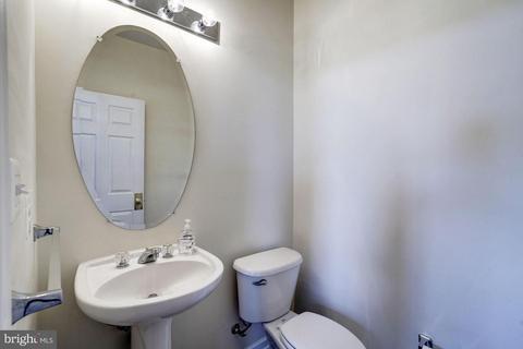 25318 Nesting Sq, Chantilly, VA 20152 photo 21