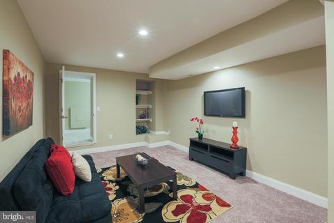 639 36th St, Baltimore, MD 21218 photo 19
