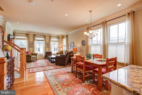 2718 Cassedy St, Silver Spring, MD 20910 photo 4