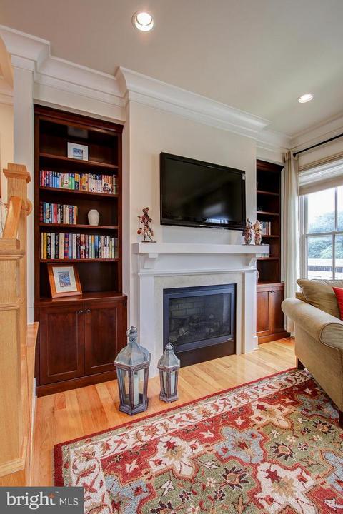 2718 Cassedy St, Silver Spring, MD 20910 photo 7