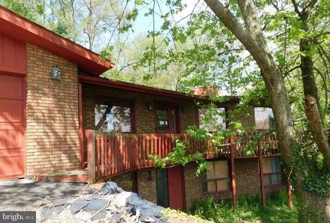 8 Pennington, Oakland, MD 21550 photo 1