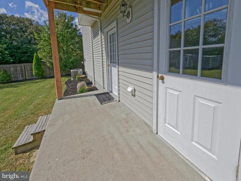 24962 Betts Ln, Georgetown, DE 19947 photo 2