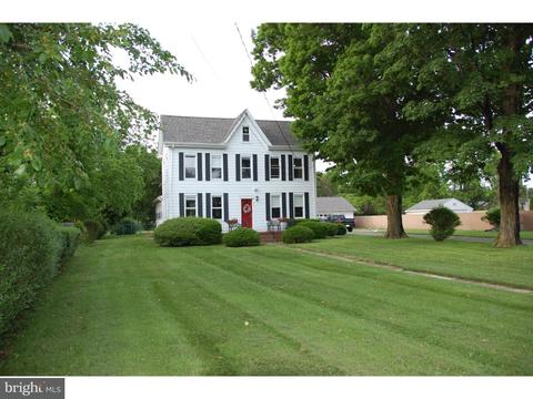 309 E Main St, Wrightstown, NJ 08562 photo 1