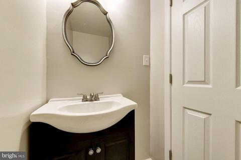 5217 Milland St, Springfield, VA 22151 photo 10