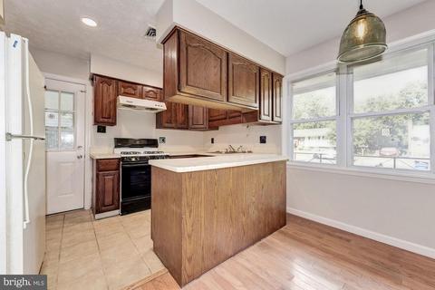 5217 Milland St, Springfield, VA 22151 photo 8