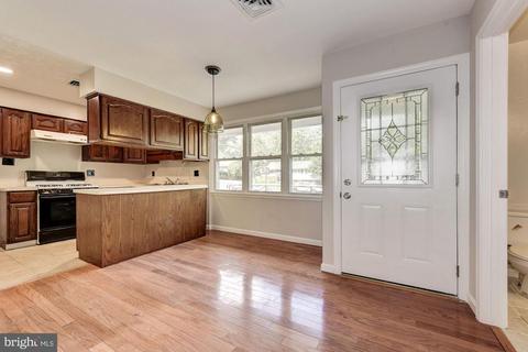 5217 Milland St, Springfield, VA 22151 photo 5