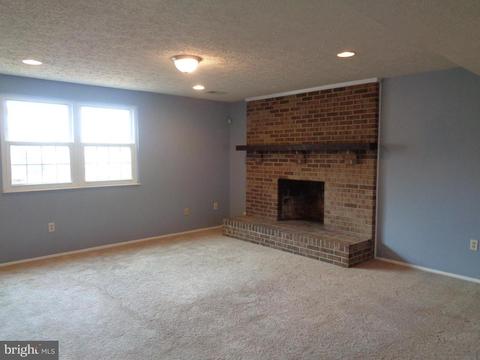 140 Fairfield Dr, Frederick, MD 21702 photo 7
