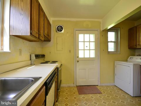 11620 Gail St, Silver Spring, MD 20902 photo 8