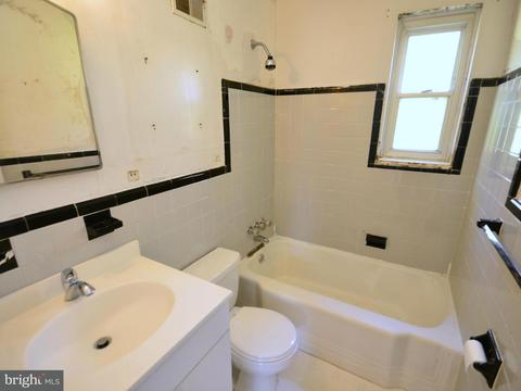 11620 Gail St, Silver Spring, MD 20902 photo 18